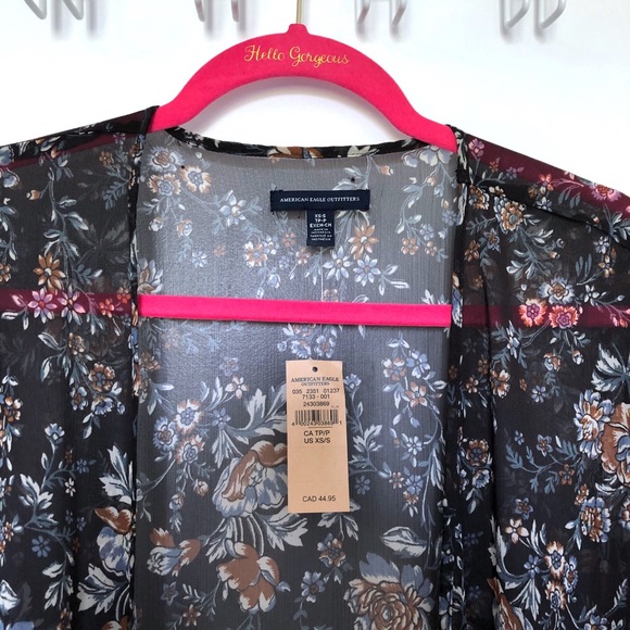 American Eagle Outfitters Sweaters - 2/$20🛍American Eagle | Floral Kimono Cardigan